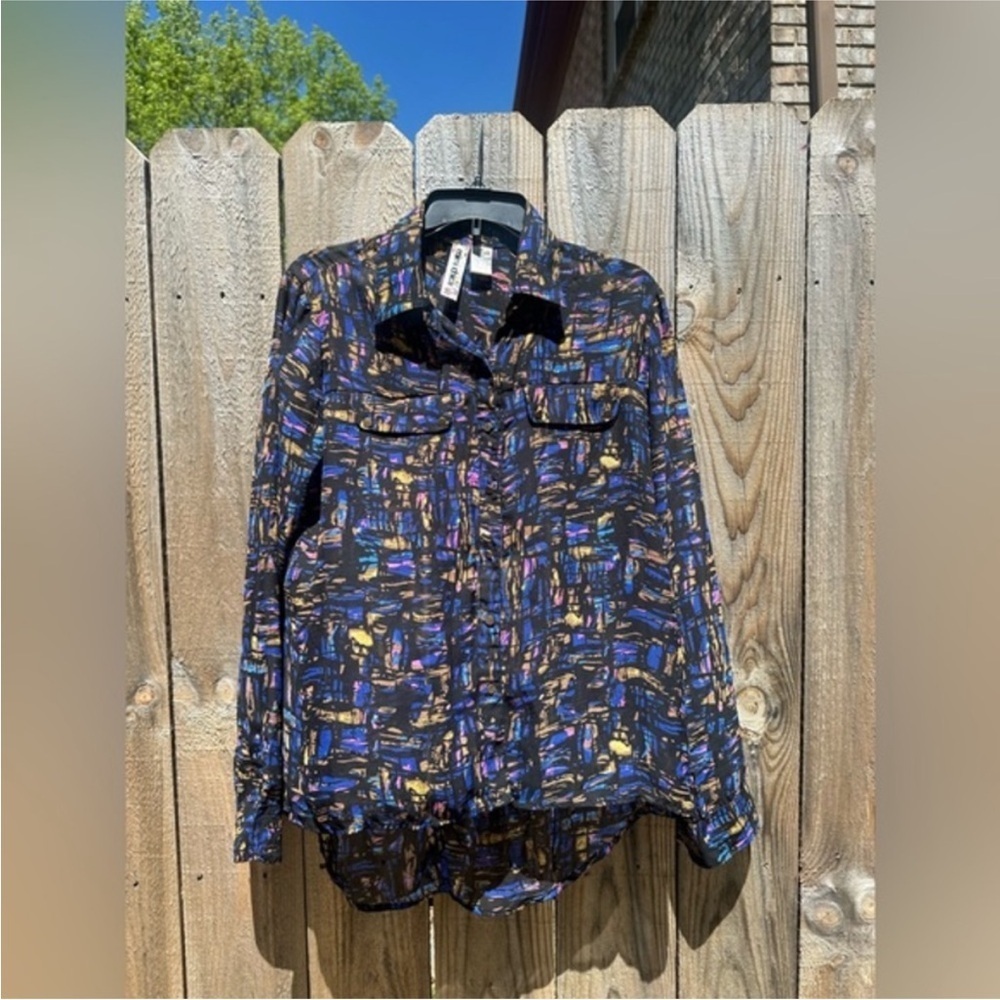 🍂 Mimi Chica Abstract Print Button Blouse – Size Medium